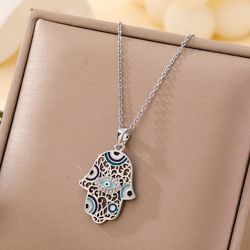 Women's Titanium Steel Blue Evil Eye Pendant Necklace - Light Luxury Clavicle Chain Jewelry