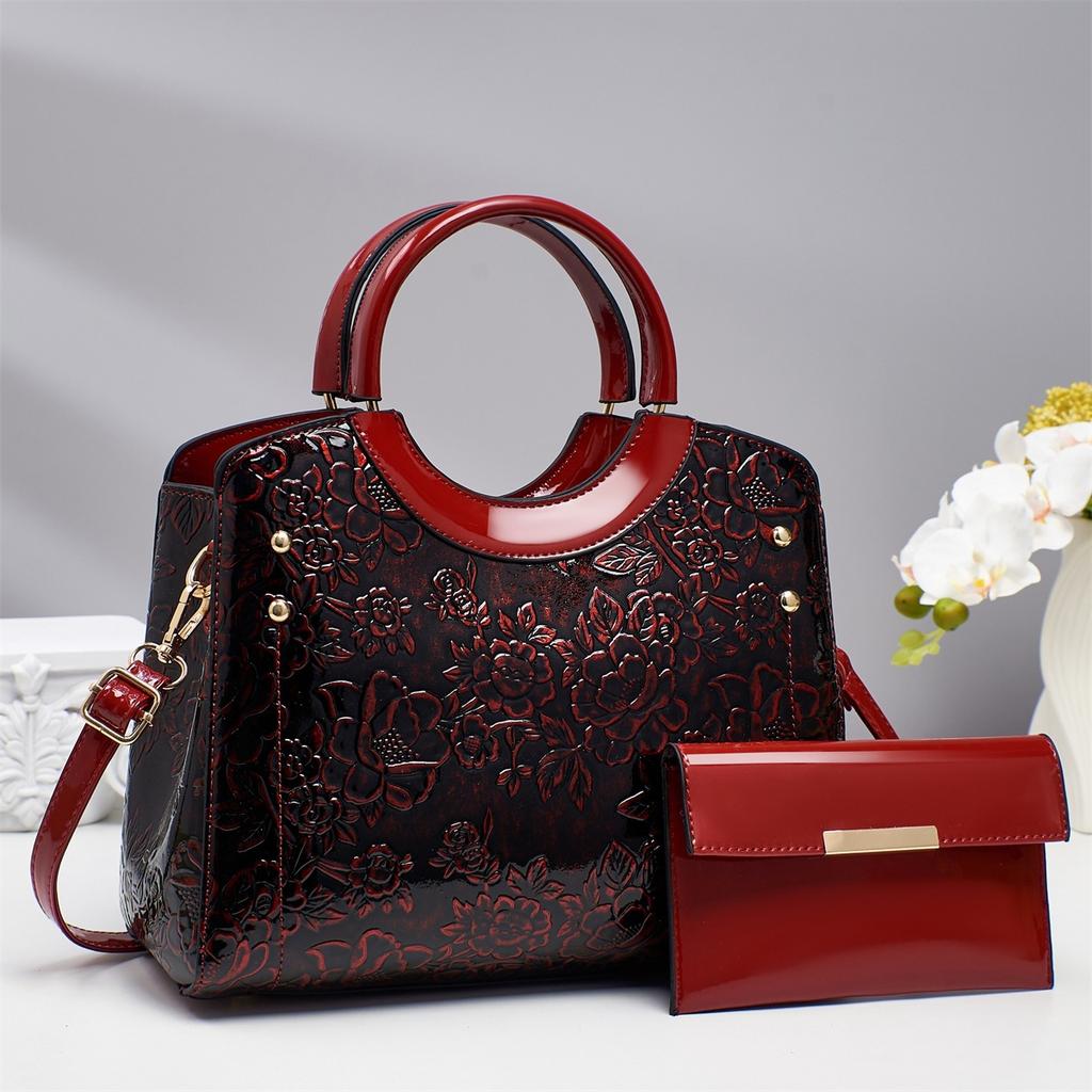 Fashion women's bags trendy brand European and American high-end sense child and mother handbags popular atmosphere portable commuter women's bags