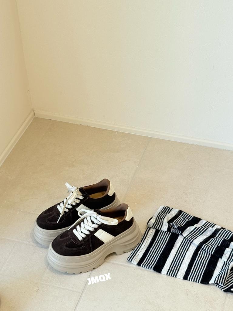 European Station 2025 Spring New Leather Platform Yellow Dexun Shoes Women's Fashion Versatile Casual Shoes Board Shoes Sneakers