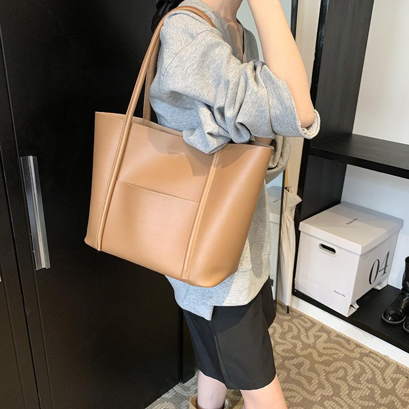 Retro high-end big bag women's 2025 new autumn and winter fashion versatile tote bag large-capacity shoulder bag