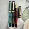 Pluma Fuente WingSung 630 Patrón Martillo Iraurita 0.5mm Plumín Nº 8 Pistón Resina Clip Dorado Pluma Papelería Escritura de Negocios Regalos