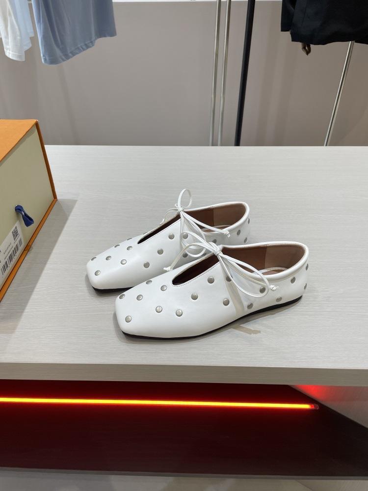 Sheepskin version~ early spring and summer new round nail tether leather shoes retro versatile flat leather temperament French single shoes