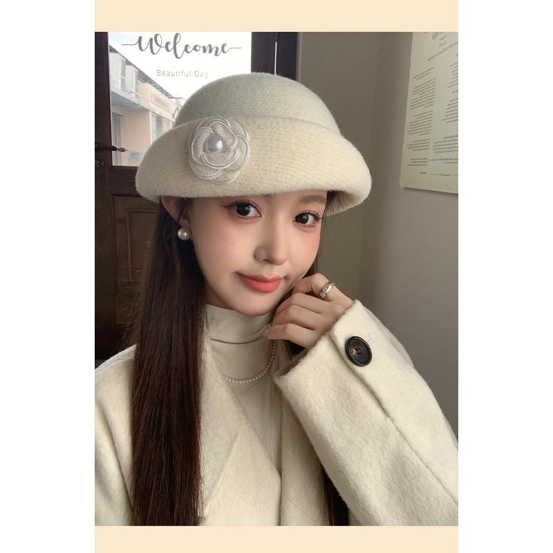 Women S French Style Short Brim Pearl Flower Warm Painter Hat Autumn Winter