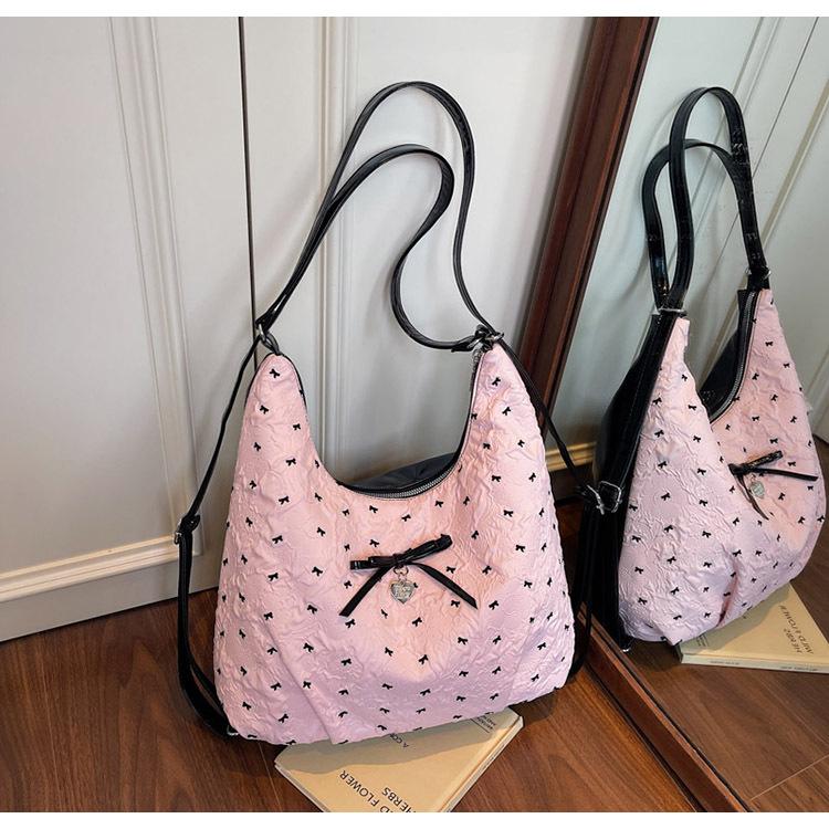 Bow Lazy Feeling Large Capacity Shoulder Bag Women 2025 New Messenger Bag Fashion Commuter Sweet Backpack