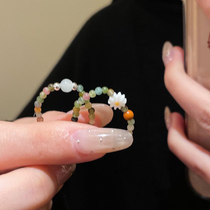 2026 New Trend Colorful Beaded Daisy Rings for Women Girls Romantic Sweet Flower Finger Rings Vacation Style Jewelry Accessories