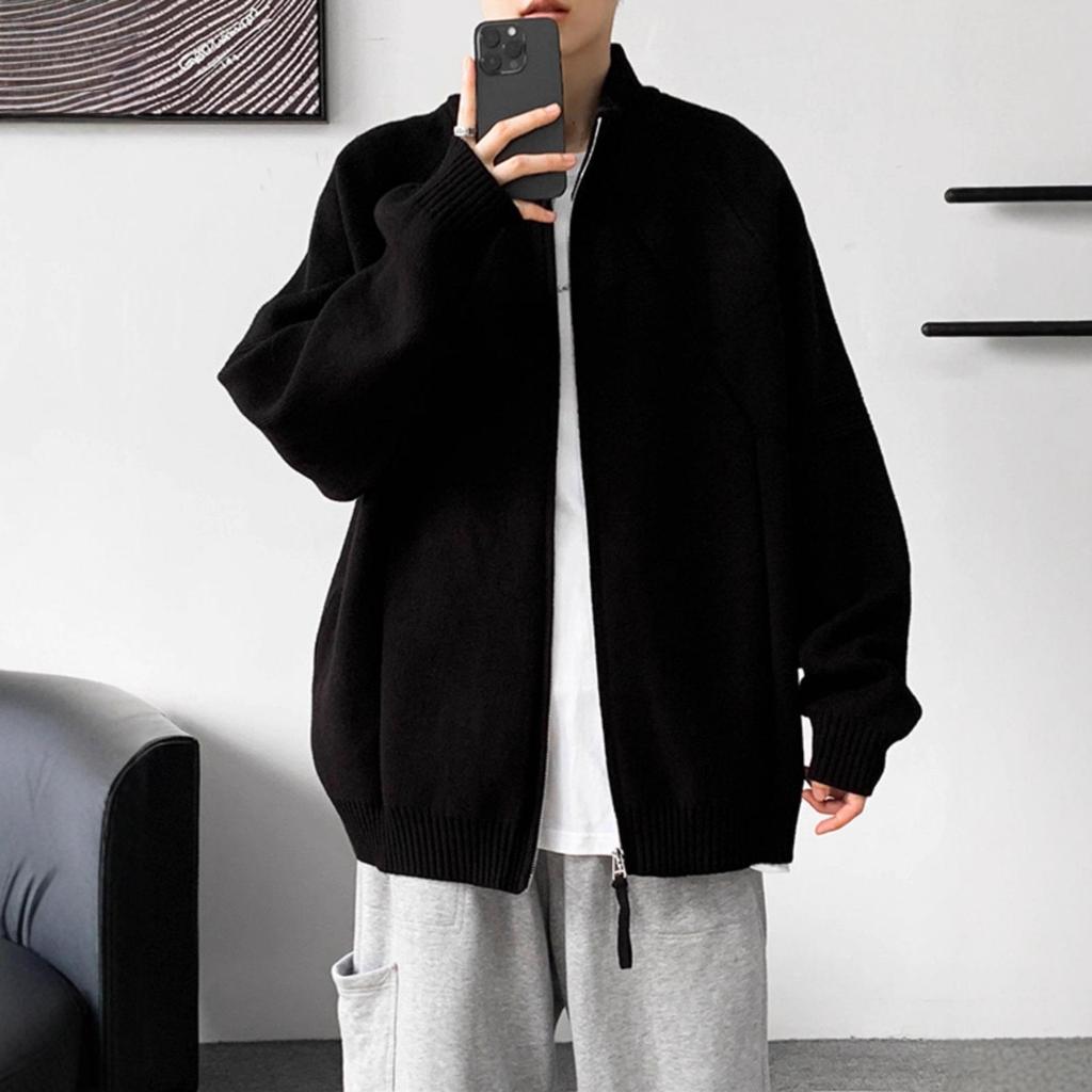 Herren-Strickjacke mit Stehkragen, locker geschnitten - Trendige amerikanische Strickware für Frühling und Herbst