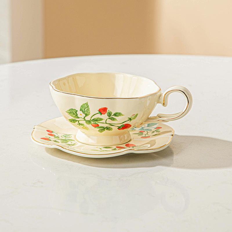 Ins New French Retro Floral Ceramic Coffee Cup Saucer Set High-end Afternoon Tea Cup Pastoral Flower Tea Cup