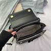 New niche design fashionable versatile contrasting color small square bag versatile shoulder messenger women's bag