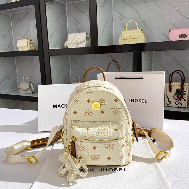 Super Popular Backpack with Large Capacity and Fashionable Backpack Wholesale, Multiple Pockets