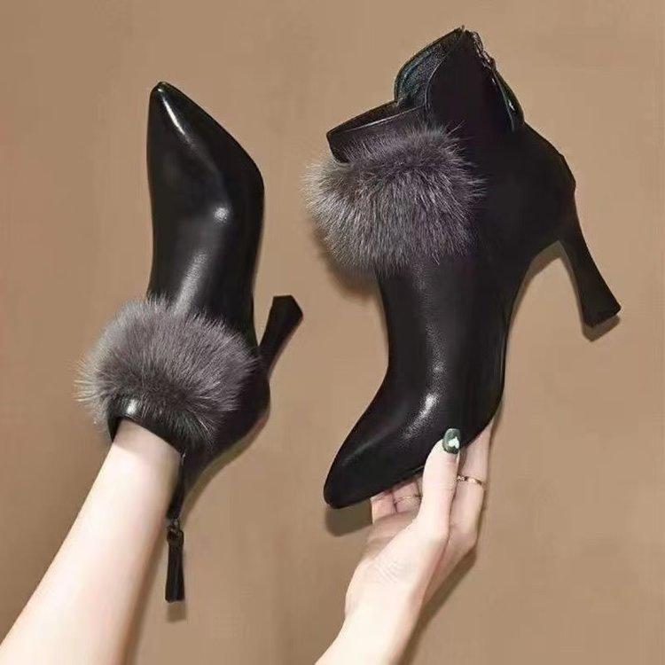 Xiaoxiangfeng Temperament High-Heel Stiefeletten Damen 2025 Herbst und Winter Neu Spitz Nerzhaar Feinabsatz Weinglas und Mode Stiefel Damen