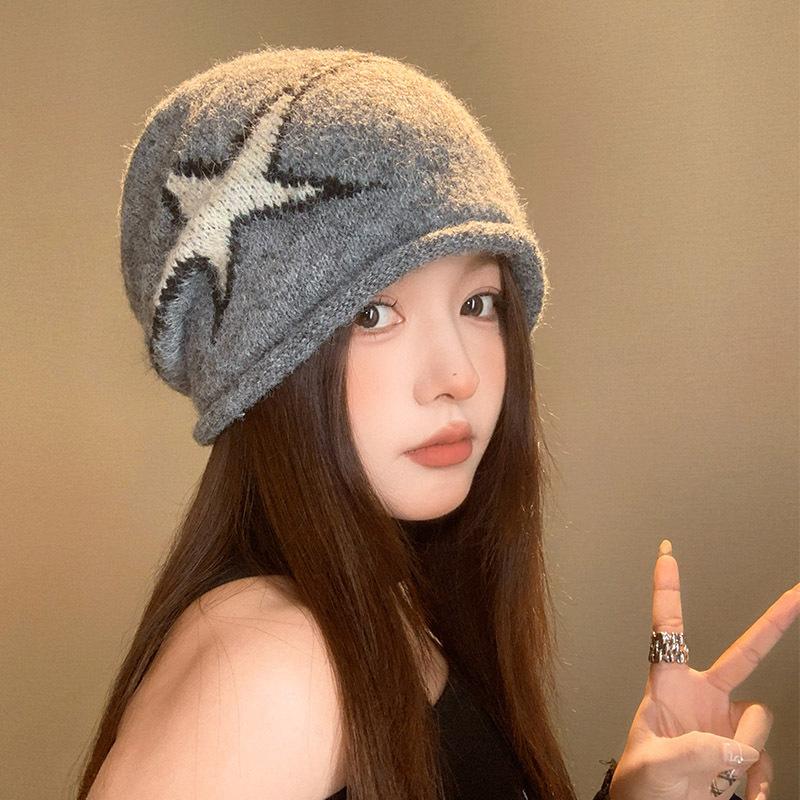 American retro crimped knitted stacking hat women's new big head circumference showing face small cold hat warm wool hat