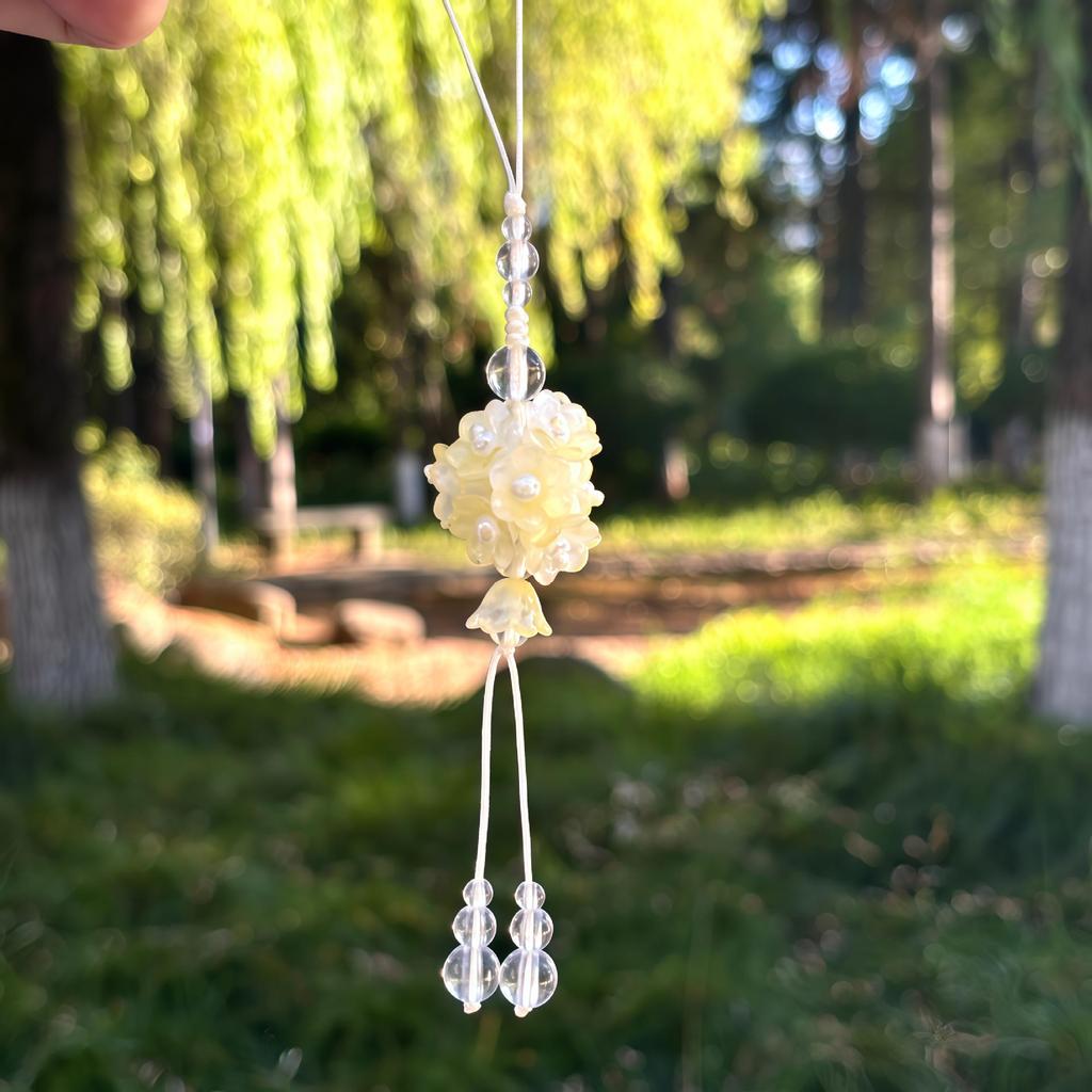 Hydrangea Lily Beaded Phone Charm Keychain