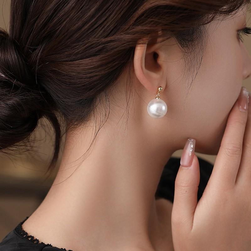 Large Pearl Stud Earrings Women 16mm/18mm Iridescent Mother-of-Pearl Geometric Design 14K Gold Post 2026 Fashion