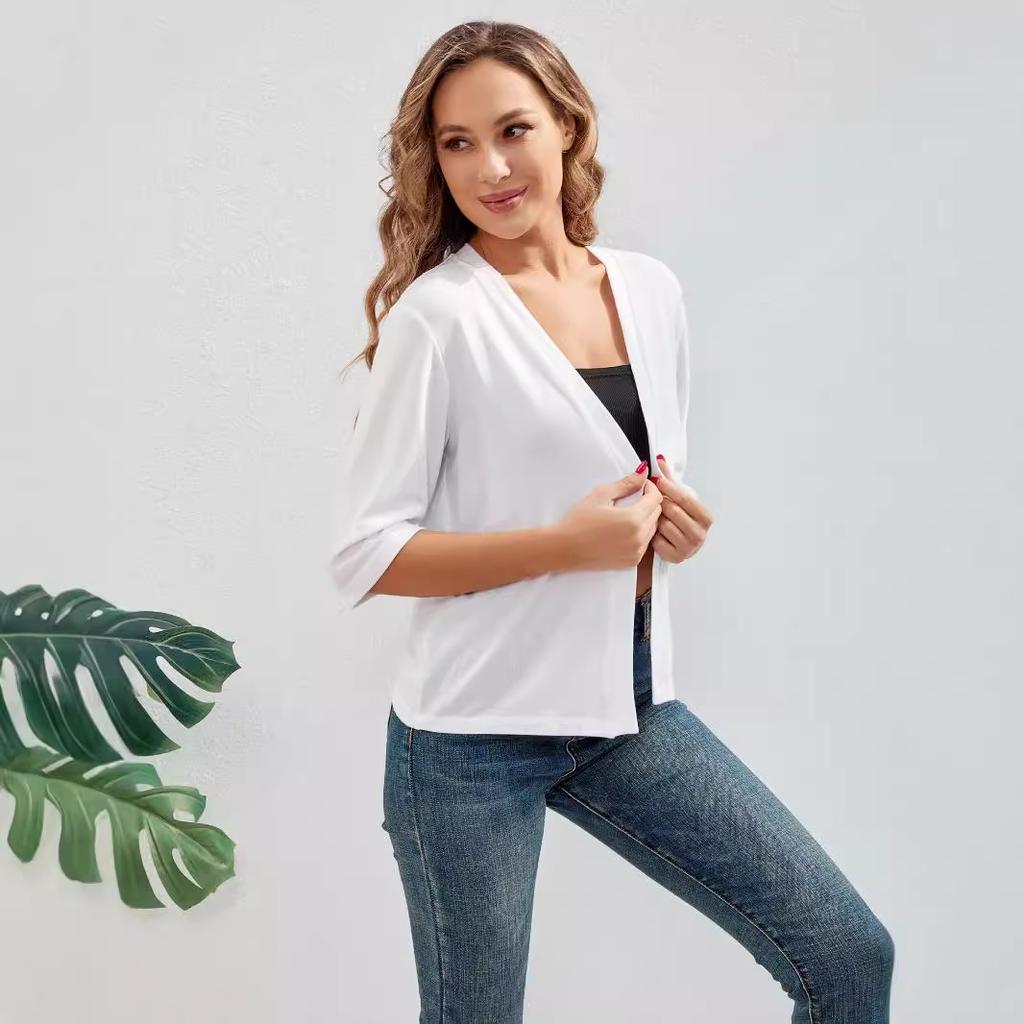 A New Elegant Summer Outerwear Sun-protective Top with Three-quarter Sleeves and A Knitted Cardigan
