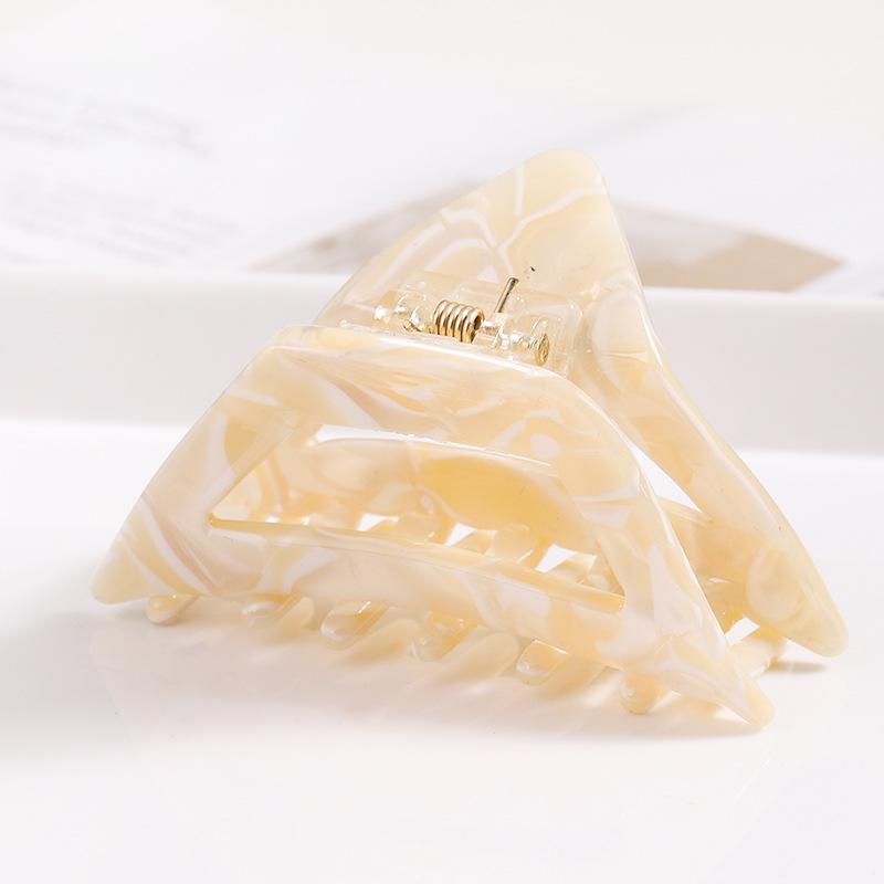 Korean-Style Trendy Hair Accessories: Simple Triangular Acetate Claw Clip for Women