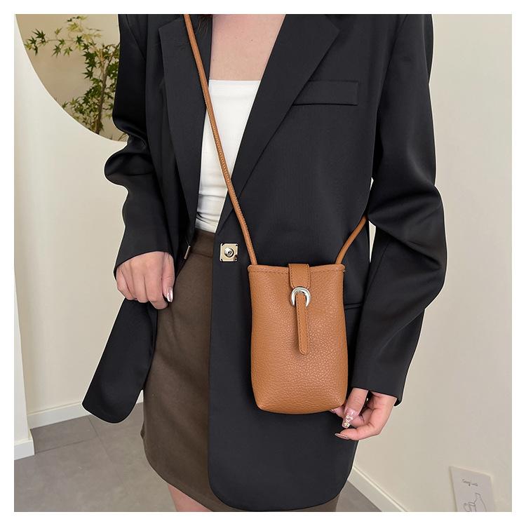 New Hot Selling Women's Shoulder Bag High Quality Pu Leather Handbags Large Capacity Crossbody Bags for Women Phone Purse Flap