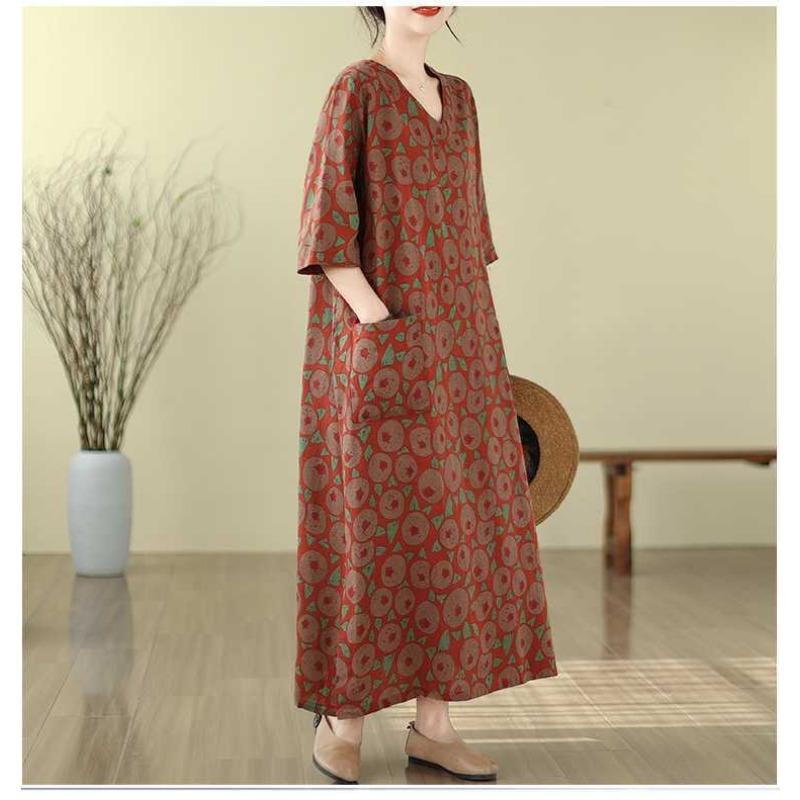 Literary Retro Vacation Style Enlarged Thin V-neck Long Skirt