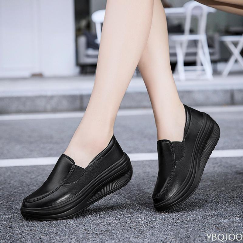 Tamanho Grande Moda Primavera e Outono Novo Item Solado Grosso Aumentador de Altura Salto Inclinado Sapatos Femininos Enfermeira Sapatos Femininos de Salto