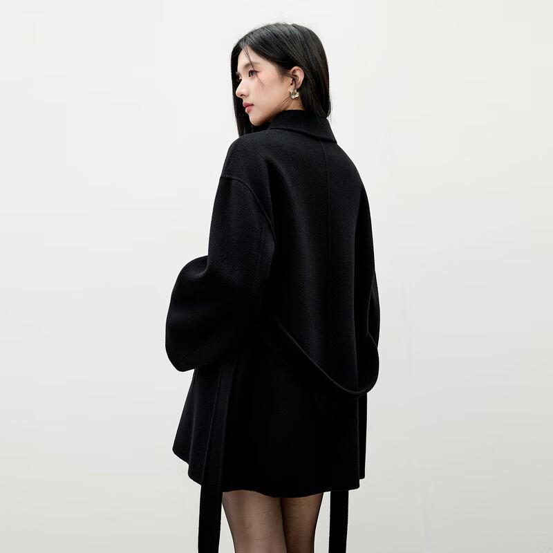 Qiusyiren Elegant 100% Merino Wool Lapel Overcoat