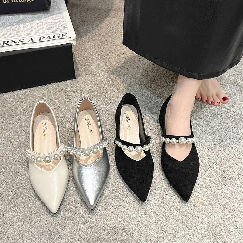 Square heel pointed Mary Jane shoes women's shoes spring 2025 new shallow mouth French pearl word with temperament single shoes