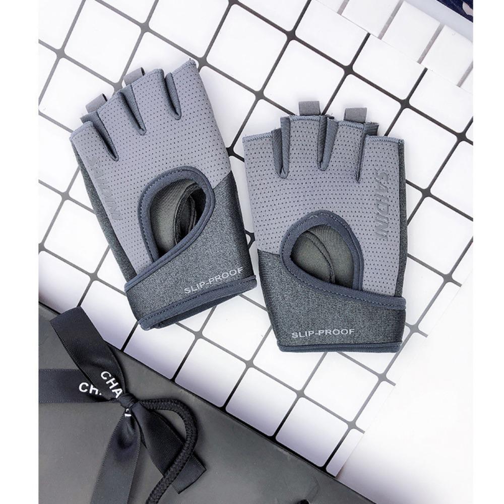 Non-slip half-finger breathable wear-resistant equipment dumbbell training sports gloves