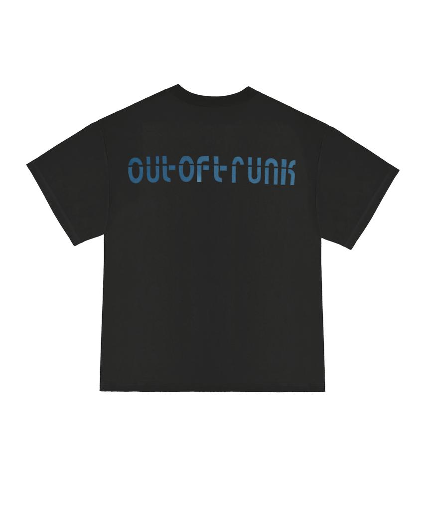 OUT OF TRUNK Symbol Logo Tee (Black)