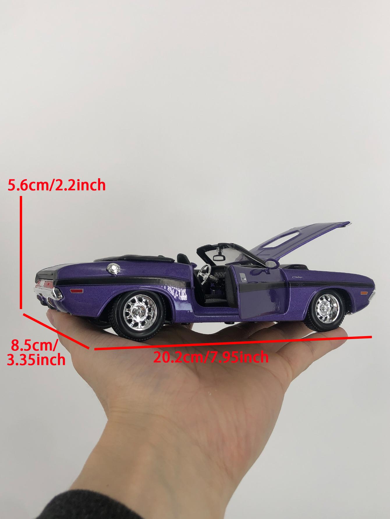 

Maisto 1:24 simulation zinc alloy 1970 Doage Challenger RT Convertible model car, static ornament, metal collectible gift car фиолетовый