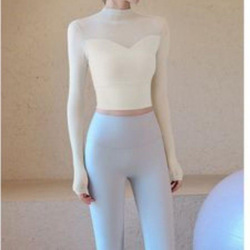 Women's Long-Sleeve Yoga T-Shirt with Chest Pads, Slimming Fit, Southeast Asia, European & American Style