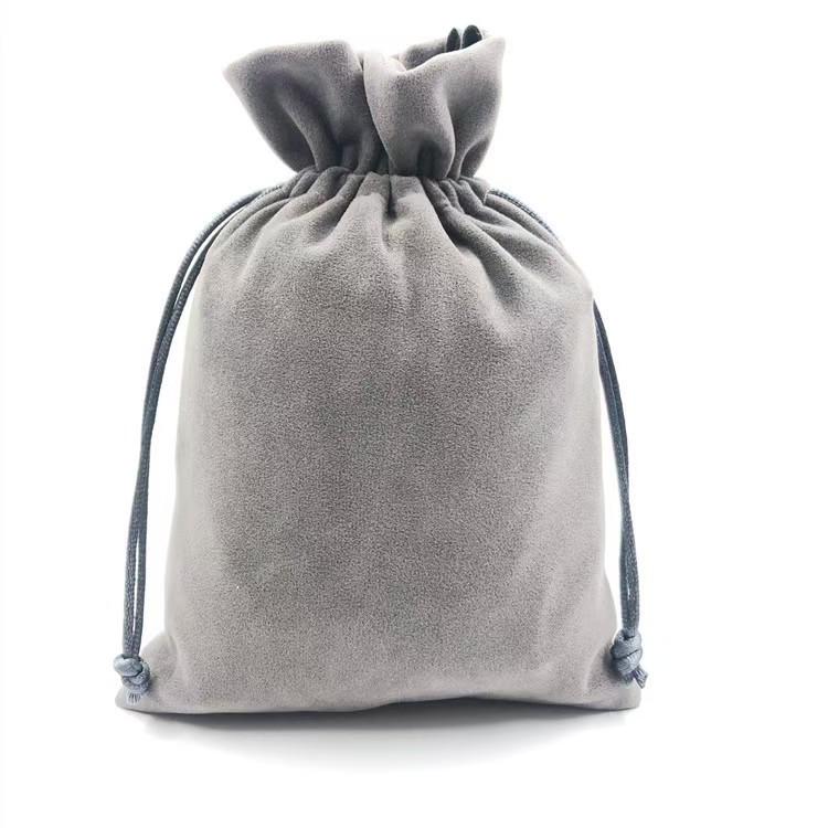 

Korean Style Windproof Elastic Clothesline with 12 Clips and Buckles