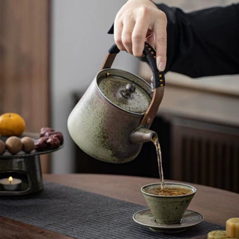 New tea making stove small set alcohol candle base anti-scalding handle beam pot Chinese tea making stove outdoor tea cooker