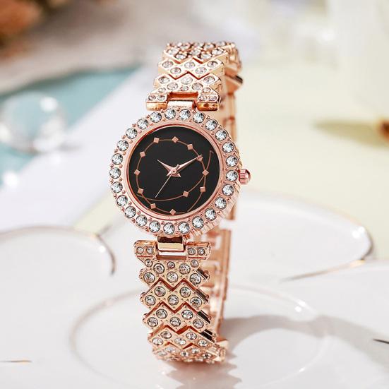 Luxury Women Bracelet Watch Round Dial Quartz Analog Watch Sparkling Rhinestone Elegant Wristwatch for Daily Wear Party Office