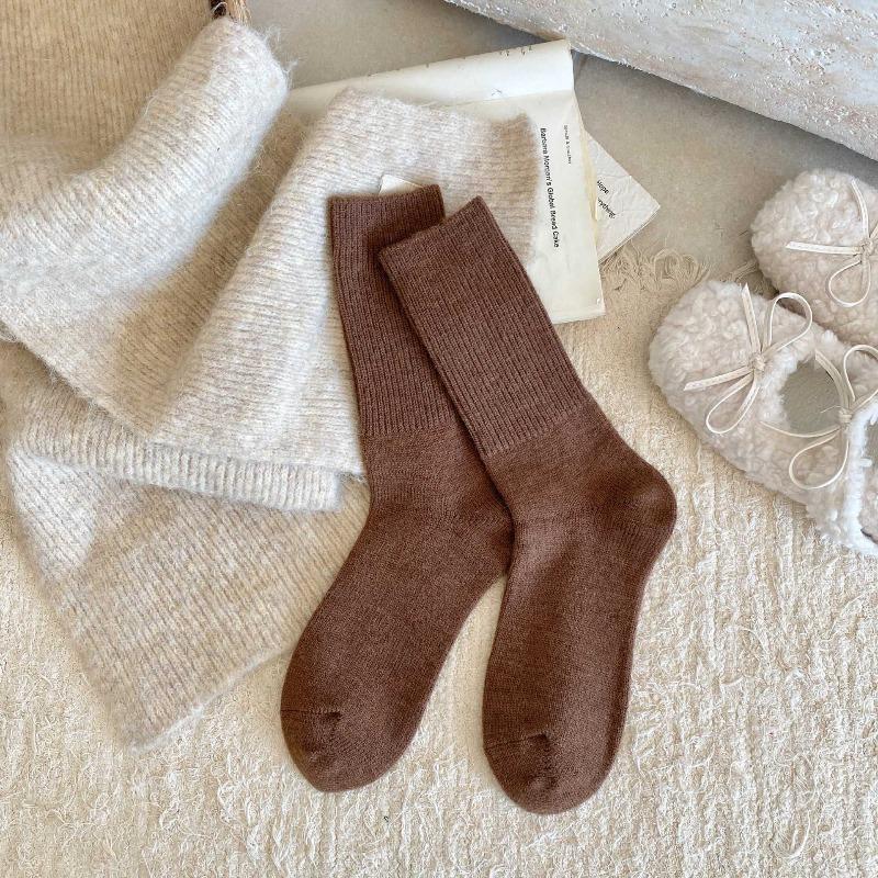 

Women Winter Thickened Solid Color Fine Needle Wool Long Stack Socks 1 pair