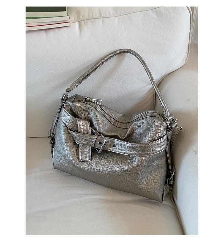 Large capacity shoulder bag women's 2025 new design sense niche tote bag high sense fashion messenger bag