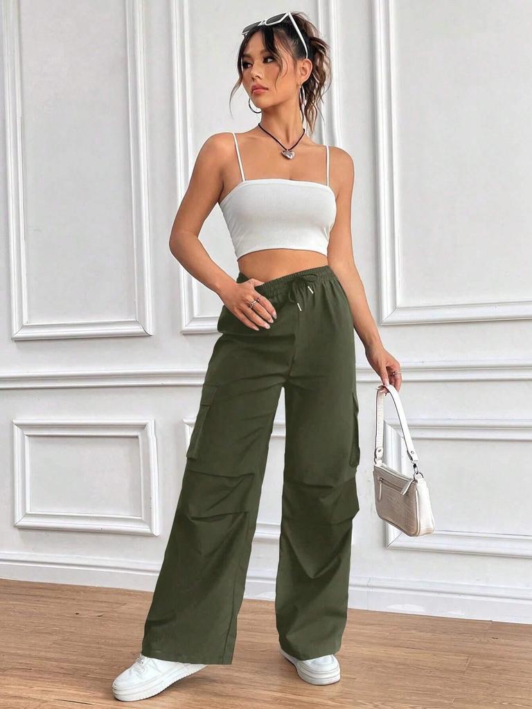 2025 Spring/Fall Elastic Waist Drawstring High-Waist Cargo Pants for Women—Loose Fit, Flap Pockets, Commuter Style.