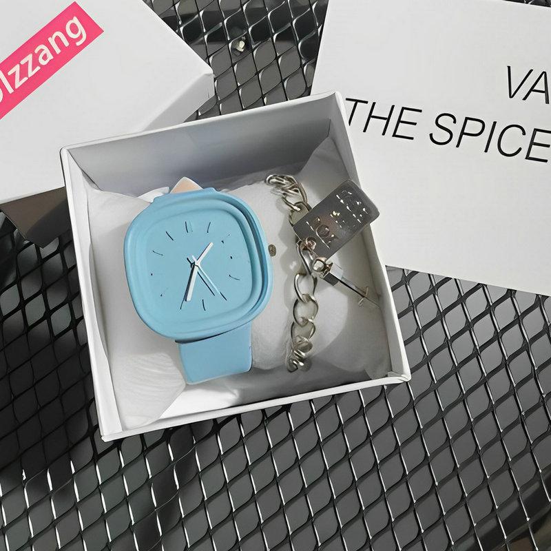 Korean Style Niche Design Simple Fashion Square Watch Women'S Style Versatile Temperament Casual Quartz Watch Women