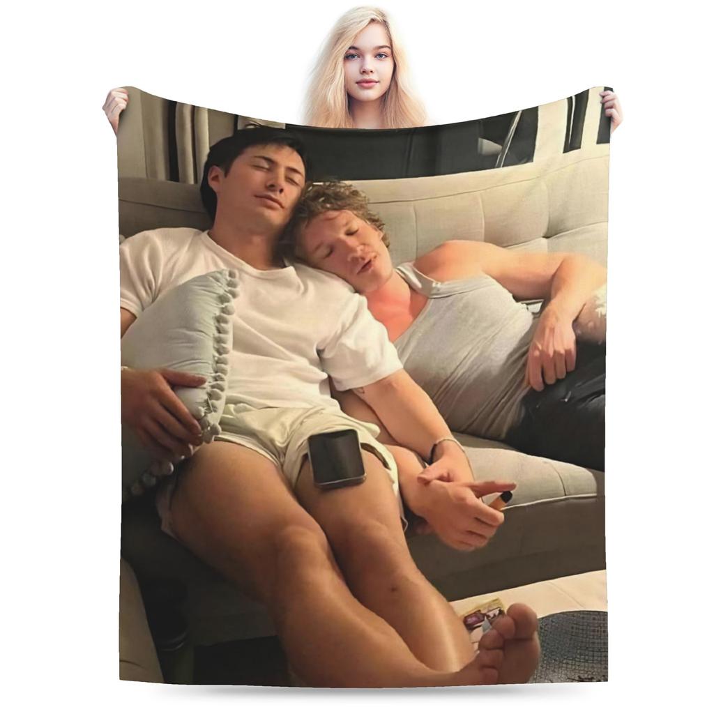 Kiss Heated Rivalry Fleece Throw Blankets Hollanov Blanket for Bed Bedroom Lightweight Bedding Throws