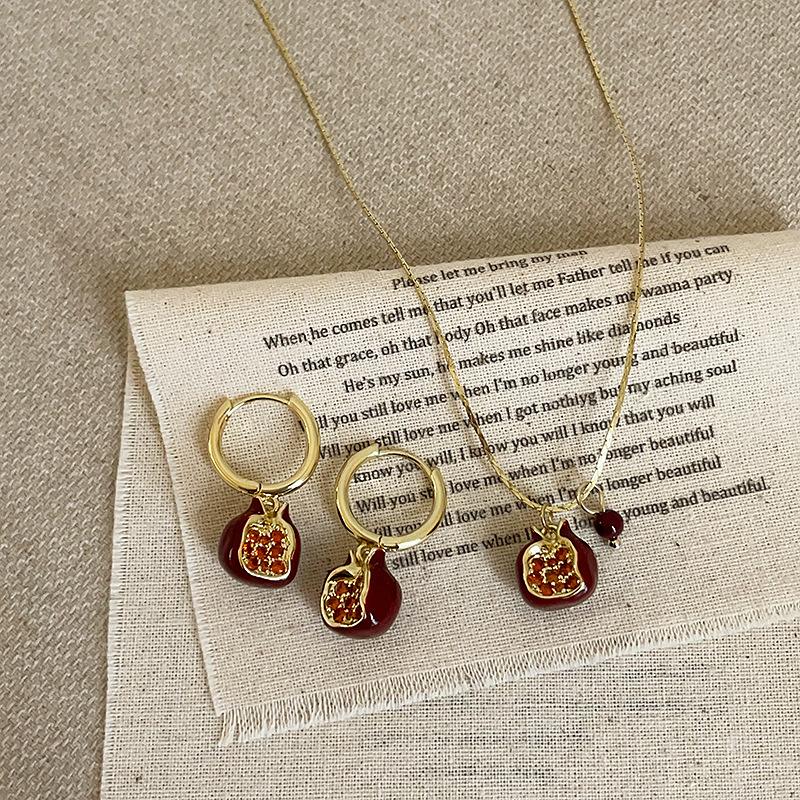 Rodie coaptă pandantiv colier Stud cercei femeii design de nișă simț personalitate rafinat versatil modă gât lanț pulover lanț