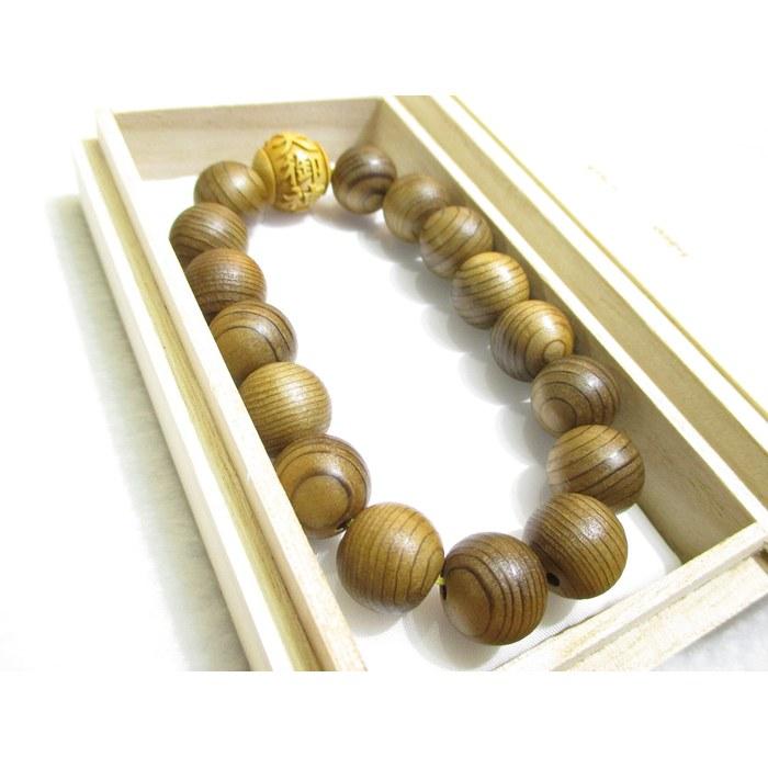 Power Stone Kyoto Amaterasu-o-mikami Carved Tsubaki 15mm Jindaizugi Bracelet with Paulownia Box, Fushimi No Kyoya