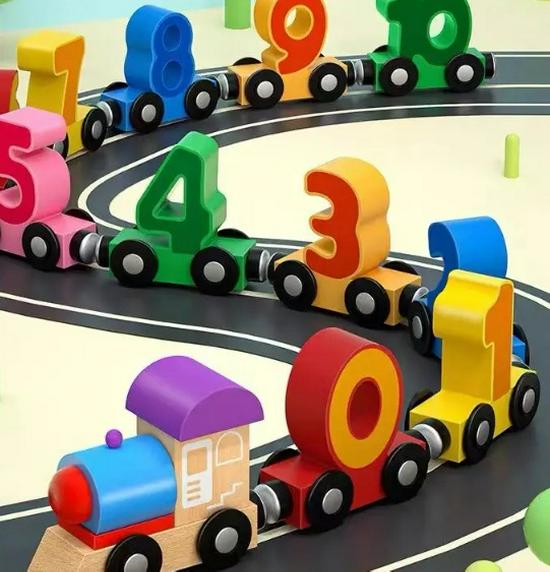Children's Wooden Magnetic Number Blocks Train - Educational Toy for Ages 3-6