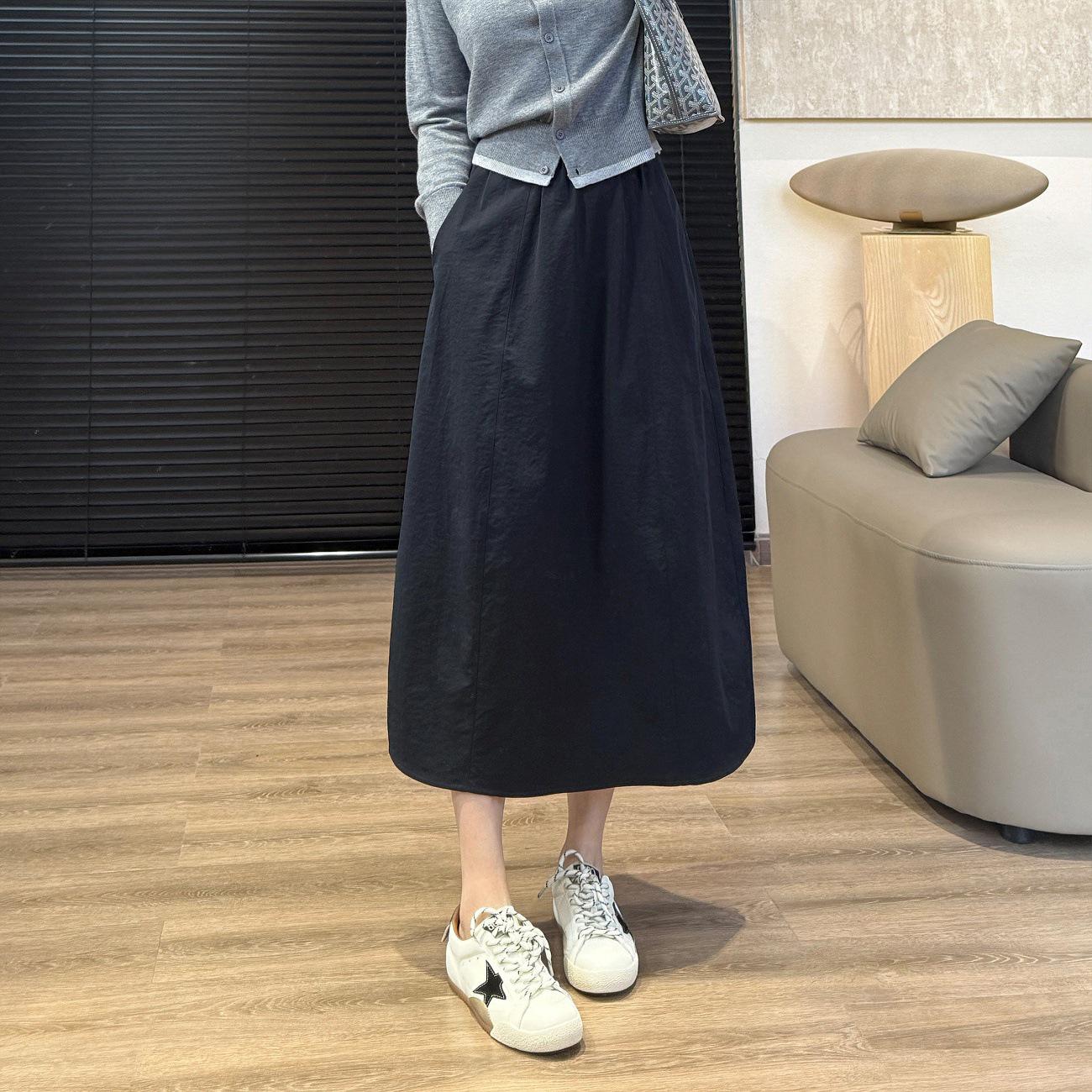 

2026 Spring/Summer Anti-Wrinkle Casual Long Skirt: 7-Piece Cocoon Shape with Slimming Inner-Folded Waist & Pockets Large