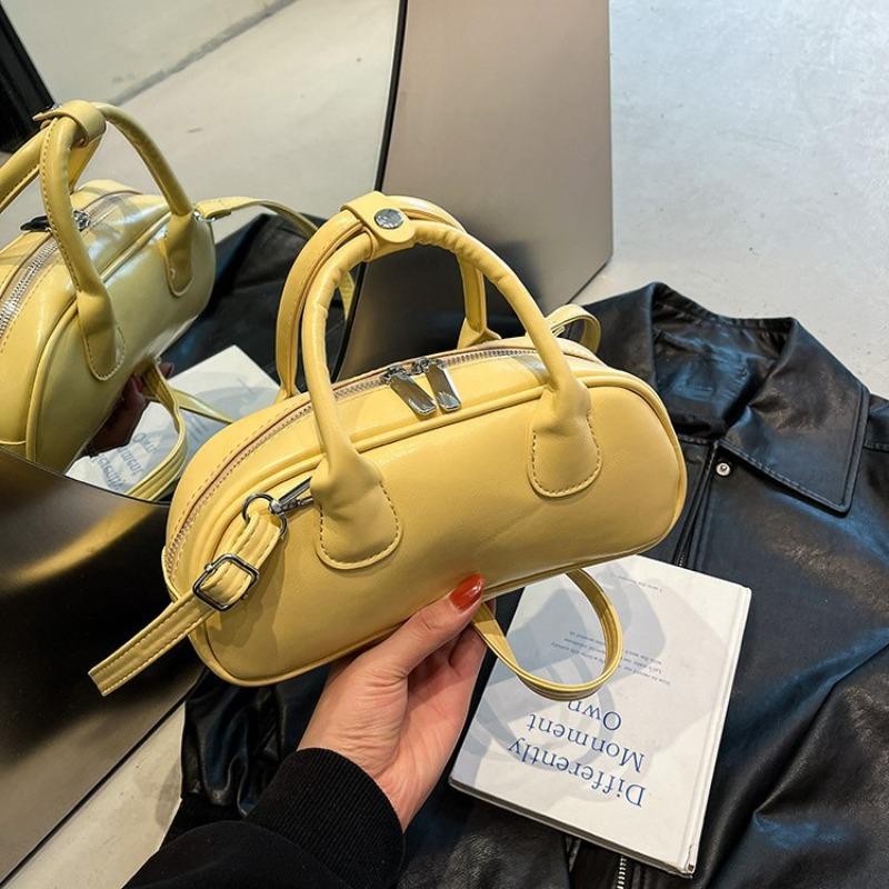 High-end women's fashion versatile bowling bag, new light luxury niche large-capacity daily commuting handbag