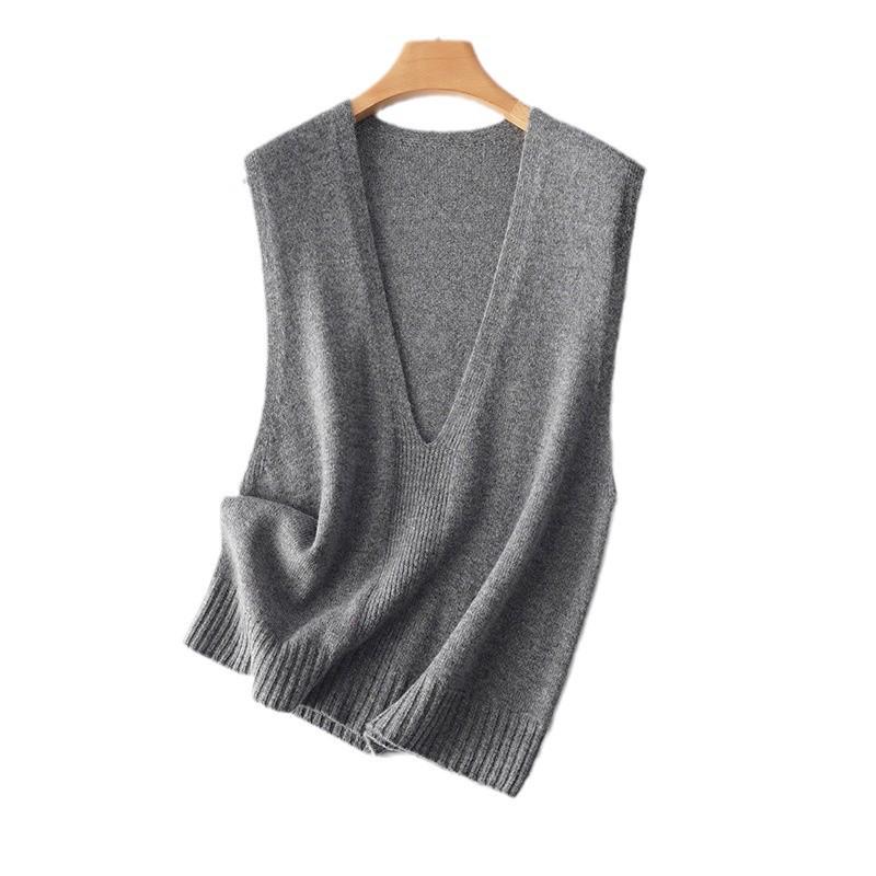 2024 French Style Gradient Bamboo Wool V-Neck Sleeveless Vest