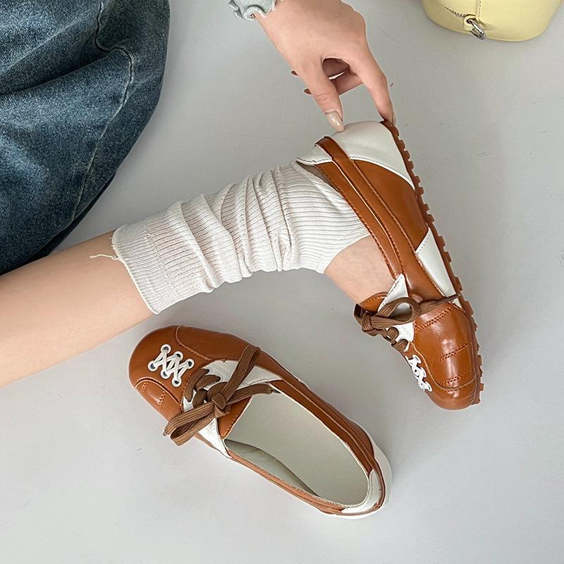Fashion Fall New Flat Single Shoes Women's Fashion Color Block Super Light Soft Sole Front Lace-up Anti-slip Sneakers