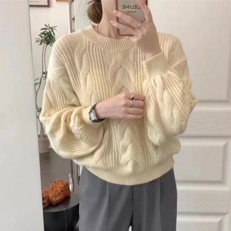 

Lazy wind retro sweater women s early autumn new high-end design sense niche soft waxy twist knitted sweater One size