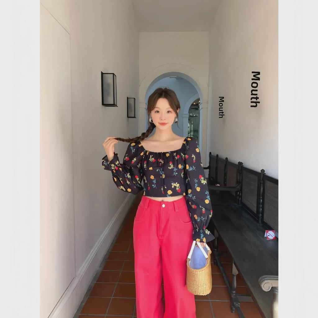 2025 Spring French Fashion Floral Trumpet Sleeve Slim Top for Women - C3531