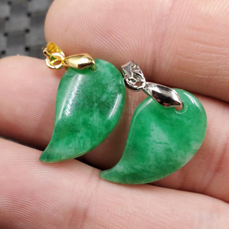 Full Green Jade Dry Pepper Necklace Pendant Gold buckle approx. 12*20mm