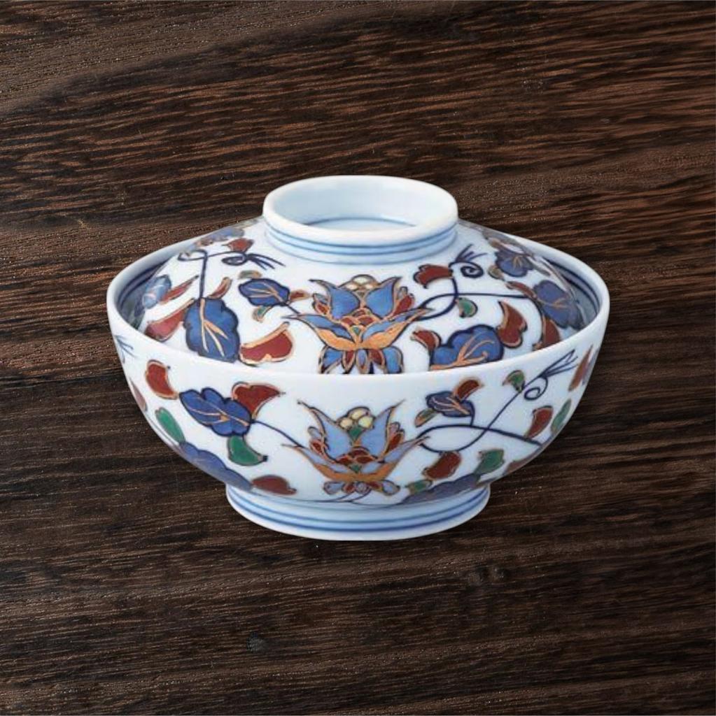 Takumifu Arita Ware 13cm Side Plate with Lid, Dyed Brocade Kabuto and Arabesque Lidded Mukazuke, Made In Japan