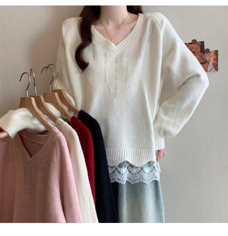 French Lace V-neck Patchwork Two-Piece Knit Sweater - Loose Fit for Autumn/Winter