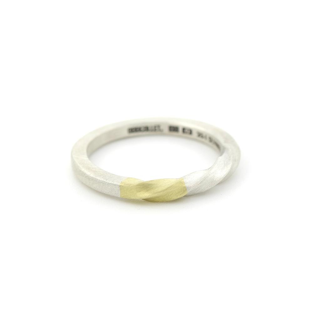 Oddcollet Wave Marriage Ring (Type B)