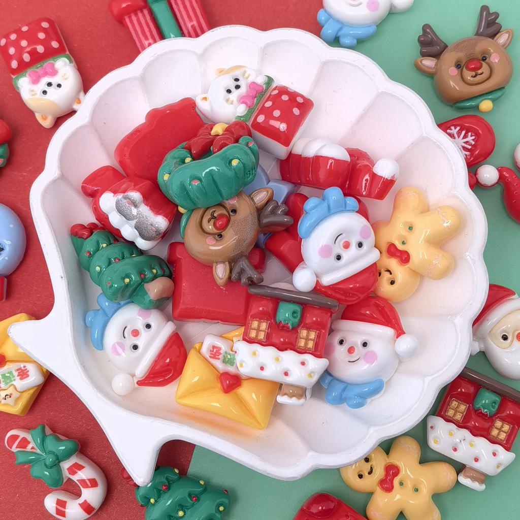 Kawaii Cartoon Christmas Series Flatback Resin Cabochon DIY Headwear Craft Doll House Accessories